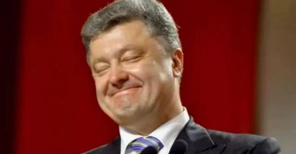 Порошенко встиг вивести 2 млрд грн. Переказати більше завадили санкції, - експерт