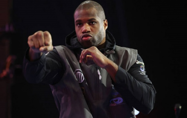 Чемпіон WBA спрогнозував результат реваншу між Усиком і Дюбуа