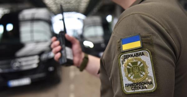 У сервісі "єЧерга" змінилися правила виїзду з України автобусами