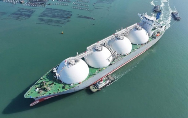 У Китаї створюють "тіньовий флот" для перевезення російського газу - ЗМІ