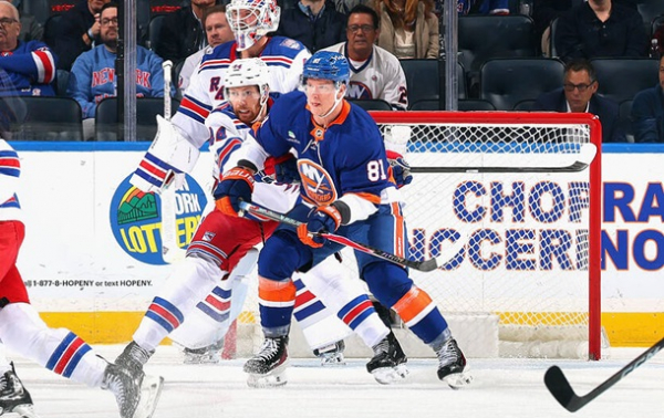 НХЛ: Айлендерс сильніші в нью-йоркському дербі