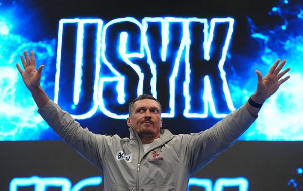 Керівник команди Усика спростував будь-які контракти з Zuffa Boxing