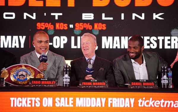 Ексчемпіон дав сміливий прогноз на бій Вордлі - Дюбуа