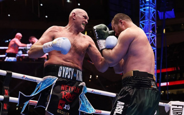 Бій Ф’юрі та Махмудова: яскраві моменти - відео