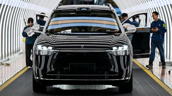 Китайский автопроизводитель запатентовал туалет для автомобиля с голосовым управлением