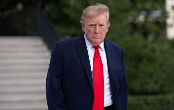 Бензин за Трампа став дорожчим, ніж за Байдена