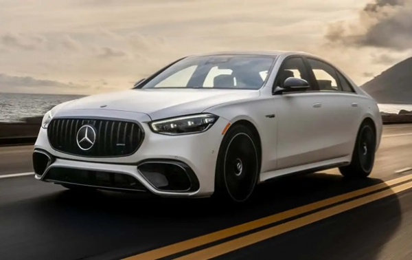 Mercedes-Benz зніме з виробництва три моделі у 2027 році