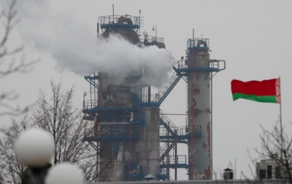 Білорусь урізала постачання пального до Росії: що сталося